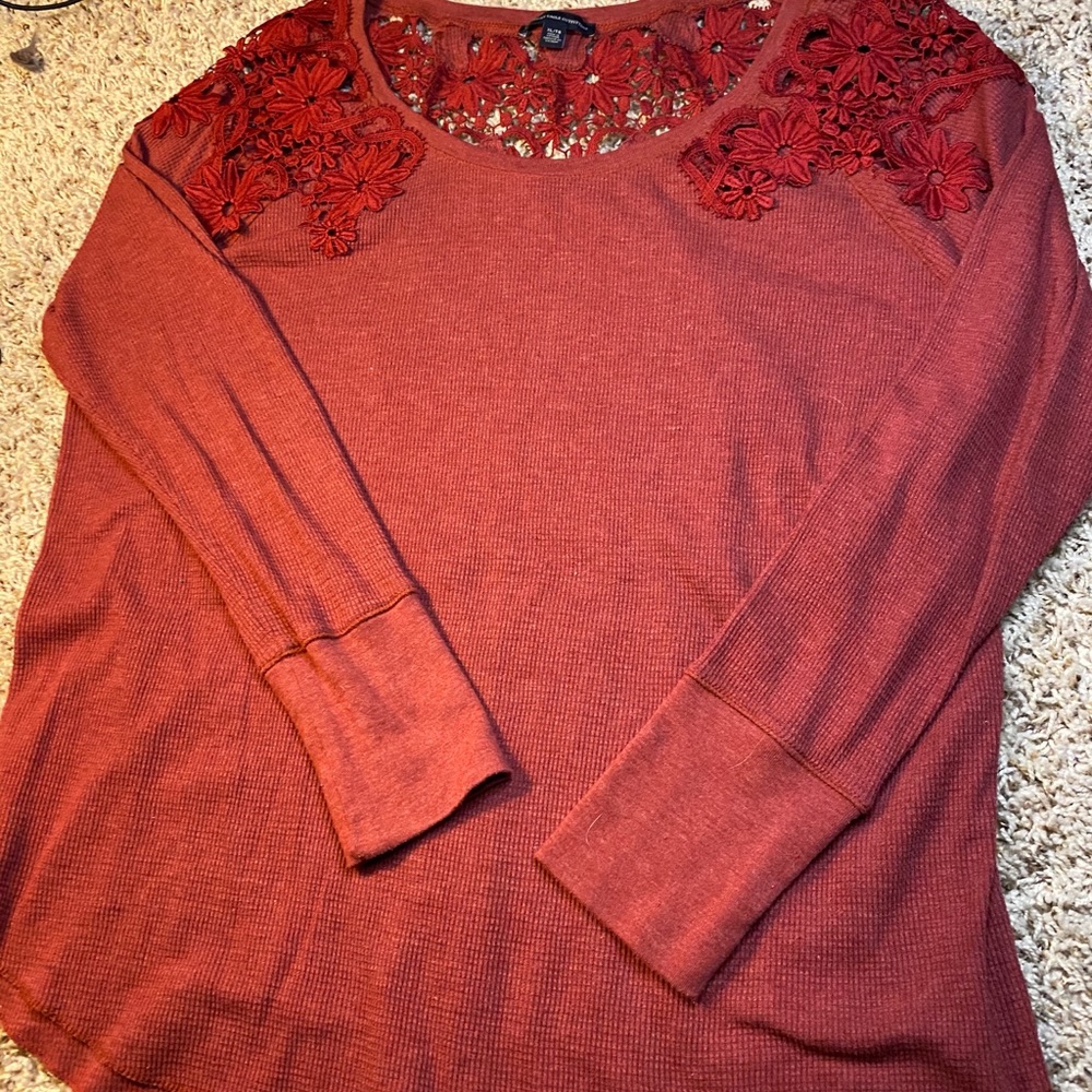 Red floral American eagle shirt